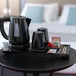 Hotel Sure By Western Les Portes De Montauban