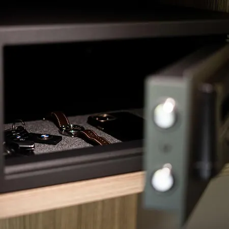 Sure By Western Les Portes De Montauban Hotel Campsas