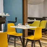 Sure By Western Les Portes De Montauban Hotel Campsas