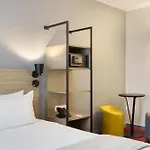 Sure By Western Les Portes De Montauban 3*