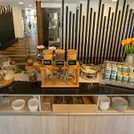 Sure By Western Les Portes De Montauban Hotel Campsas