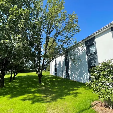 Sure By Western Les Portes De Montauban Hotel