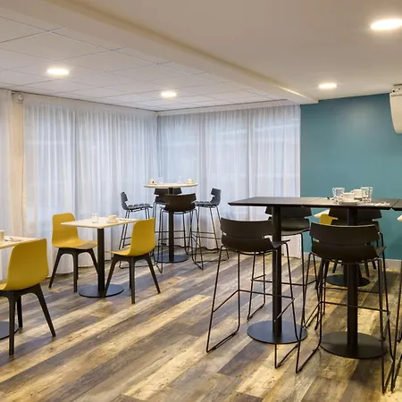 Sure By Western Les Portes De Montauban 3* Campsas