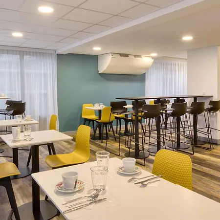 Sure By Western Les Portes De Montauban Szálloda