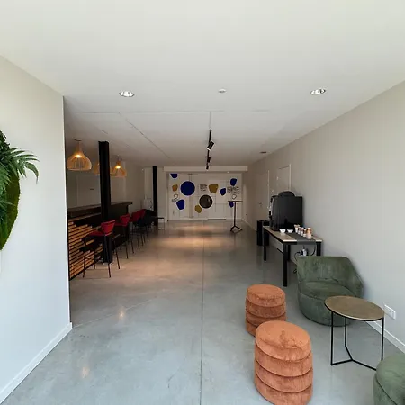 Sure By Western Les Portes De Montauban 3* Campsas