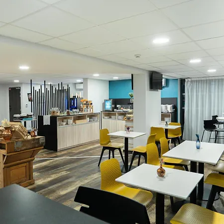 מלון Sure By Western Les Portes De Montauban Campsas