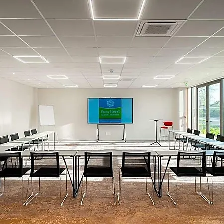 Sure By Western Les Portes De Montauban Hotel Campsas