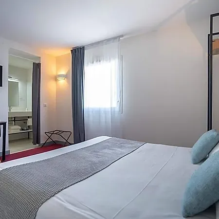 Sure By Western Les Portes De Montauban Hotel